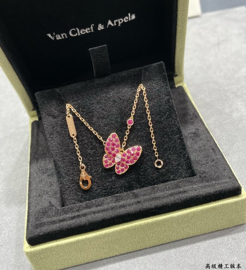 Vca Necklaces